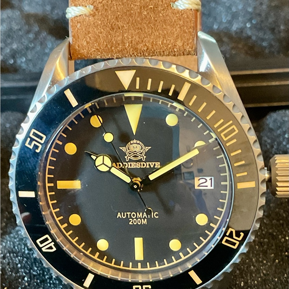 Handsome EUC Addiesdive Automatic Dive Watch w Bo… - image 5